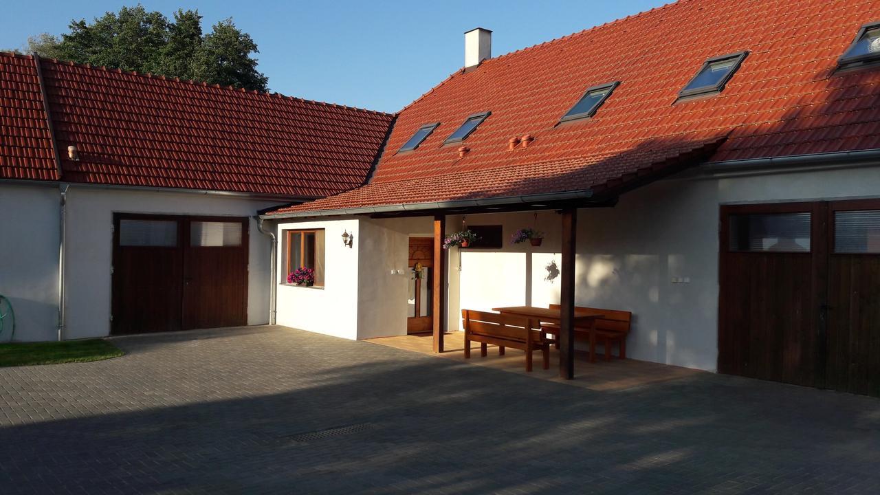 U Slunce Apartment Cizov  Exterior foto